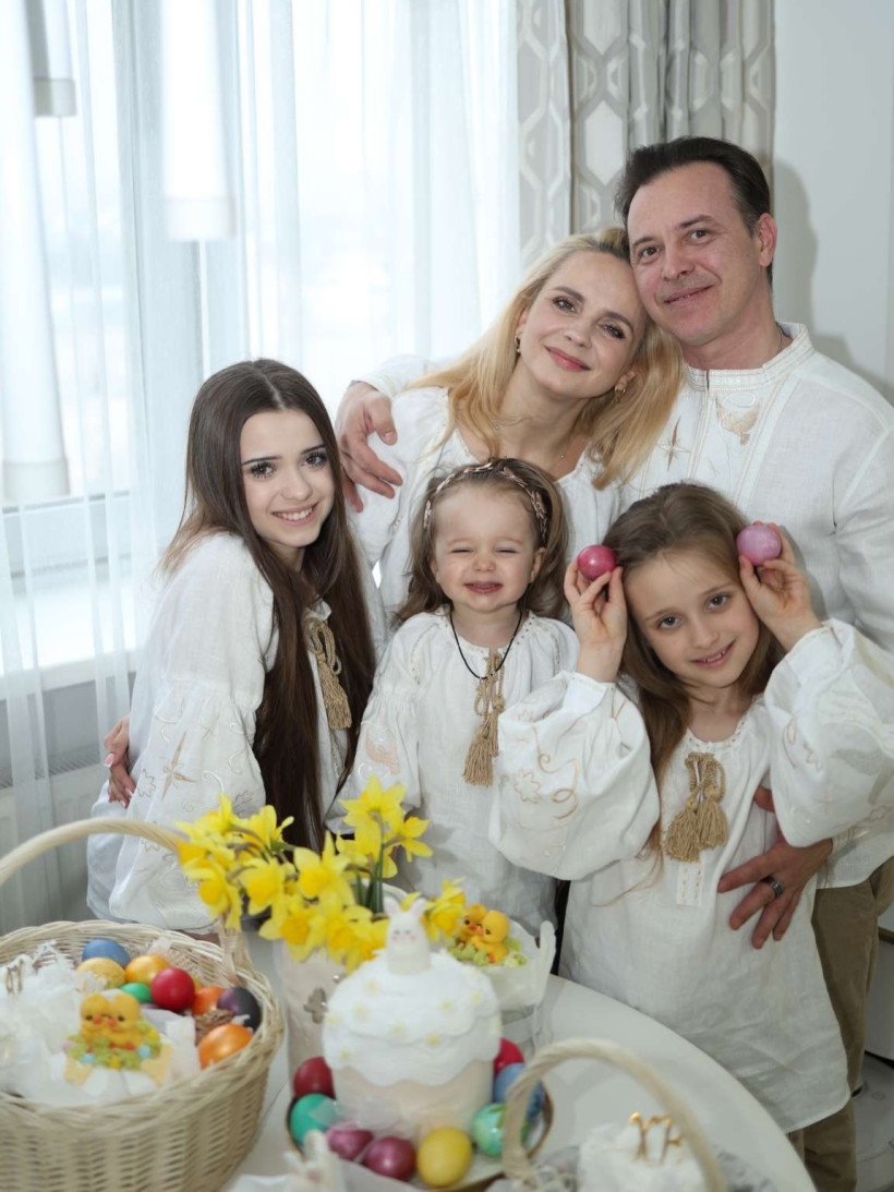 Лілія Ребрик родина