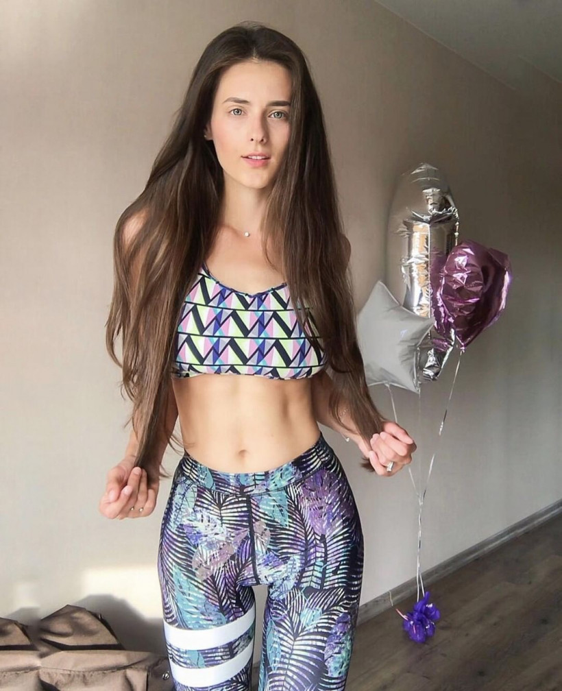 Анна Солодовникова - фитнес блогер