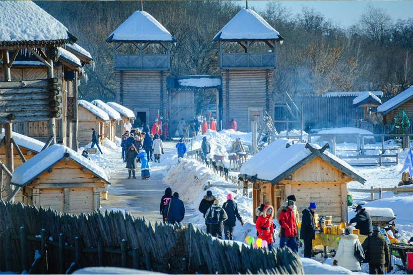 Новогодняя сказка в парке Киевская Русь