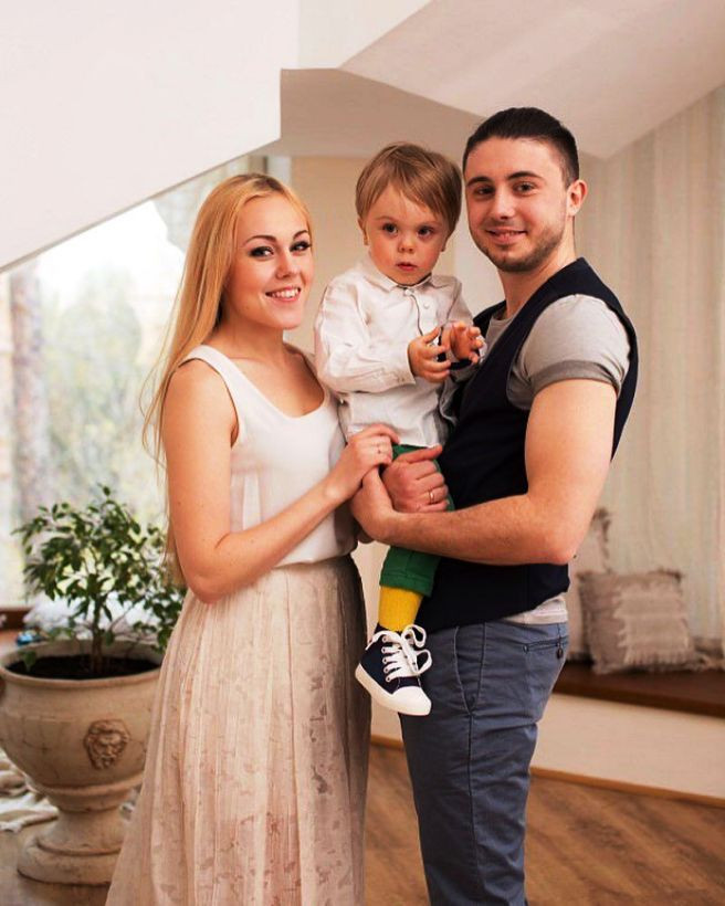 Тарас Тополя и семья