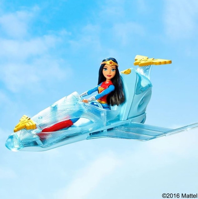 DC Super Hero Girl Wonder Woman Action Doll and Invisible Jet