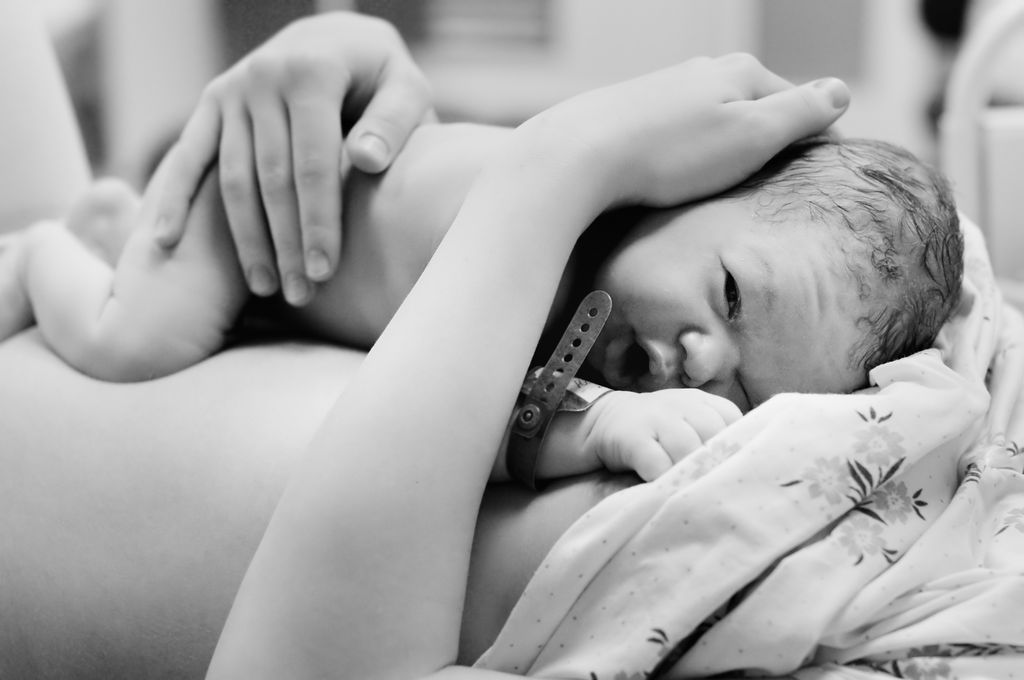 После роддома: 25 важных советов каждой молодой маме фото