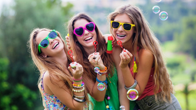 Браслеты дружбы своими руками: идеи для особых подарков