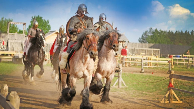 Ми знаємо, куди на вихідні! Парк Київська Русь відкрили для відвідування