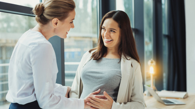 как поддержать беременную