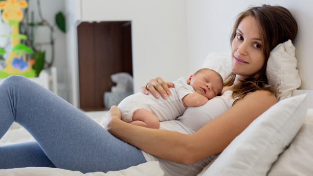 Всього 3 важливих поради новоспеченим мамам, як налагодити грудне вигодовування