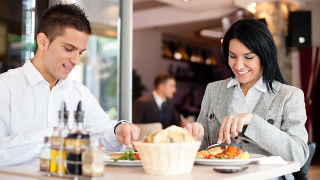 обед в кафе