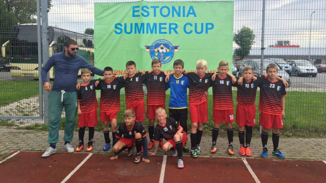 Детский тренер Юрий Товстуха: воспитываем не только футболистов, но и хороших людей