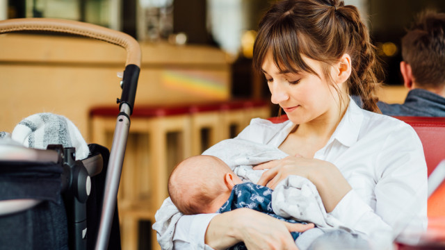 На свято з немовлям: 5 правил, щоб і мама теж відпочила