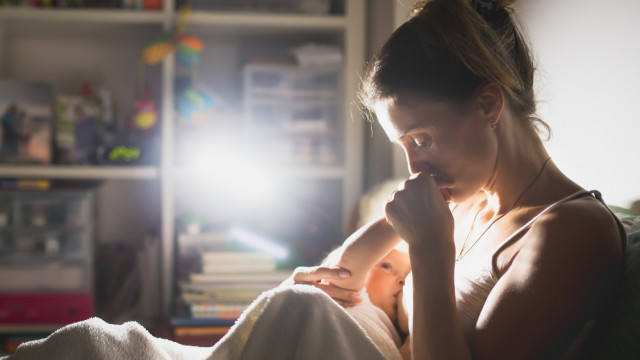 Як поєднати грудне вигодовування з вагітністю? Відповідає експерт