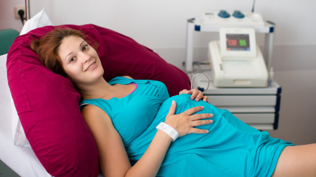 насилие в родах