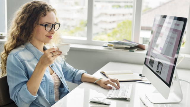 как устроиться на работу