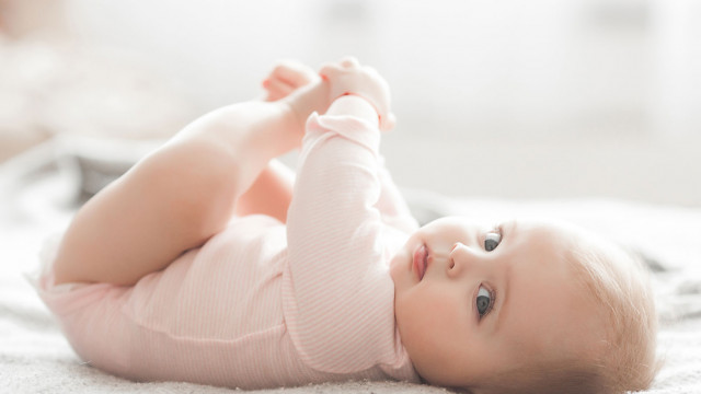 Маленькая малышка