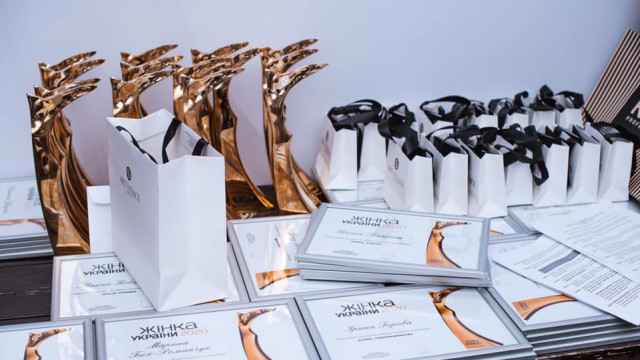 Жінка України 2020: 14 переможниць, що отримали престижну премію і статуетки