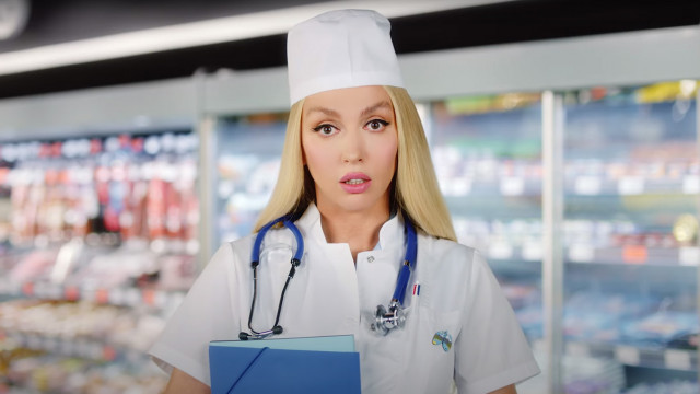 Звездная благотворительность: Полякова и DZIDZIO примеряли разные образы ради помощи детям