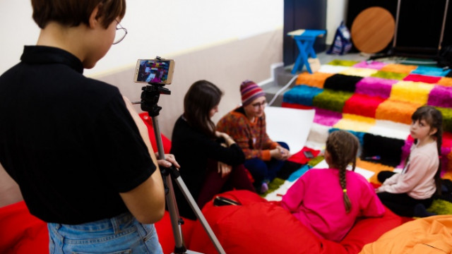 студія документального кіно