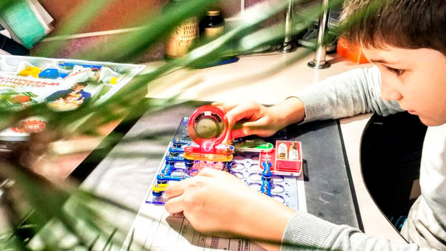 конструктор Знаток