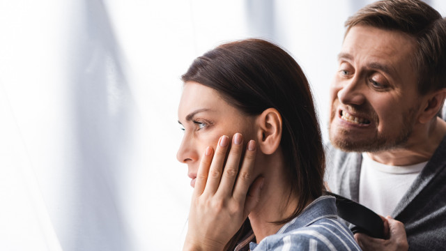 домашнє насильство