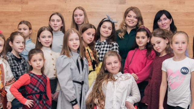 неля шовкопляс