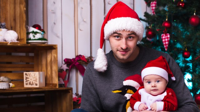 папа с ребенком Новый год