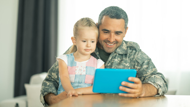 мультфільми суспільне