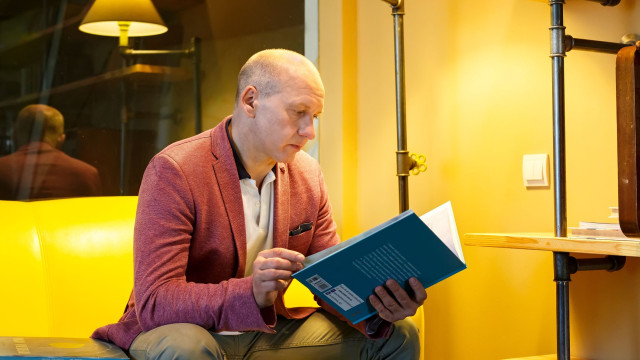 видавець Віктор Круглов Ранок