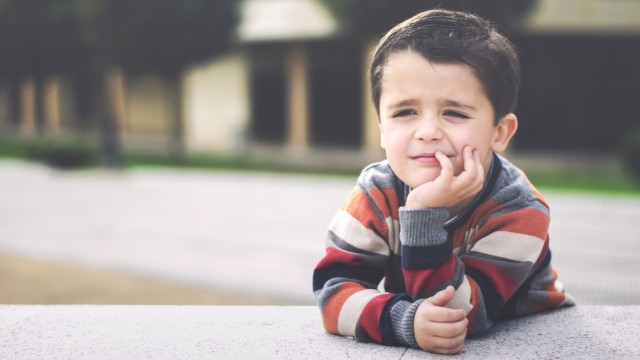 Ребенок стесняется