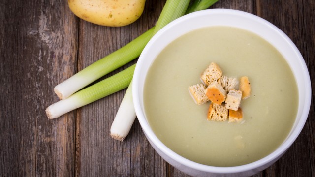 Суп із цибулі-порею