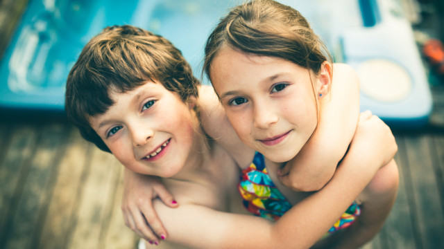 брат и сестра