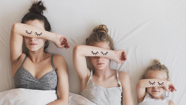 мама Доминик с дочками