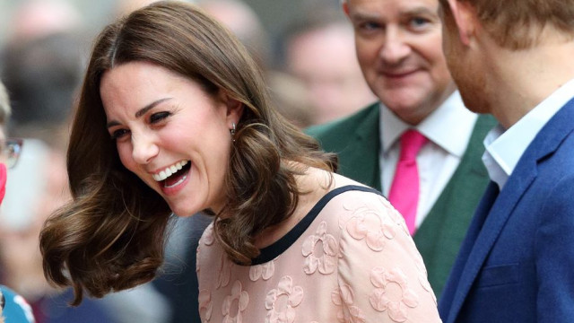 Кейт Міддлтон у рожевій сукні