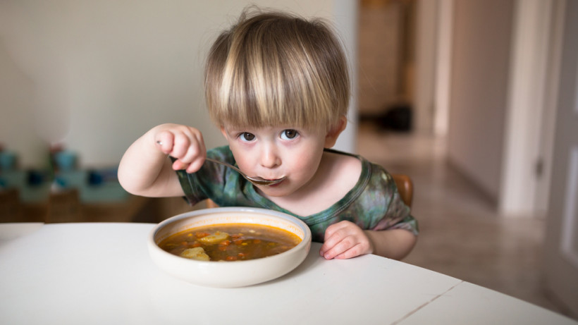 Коли можна давати дитині суп на м'ясному бульйоні?