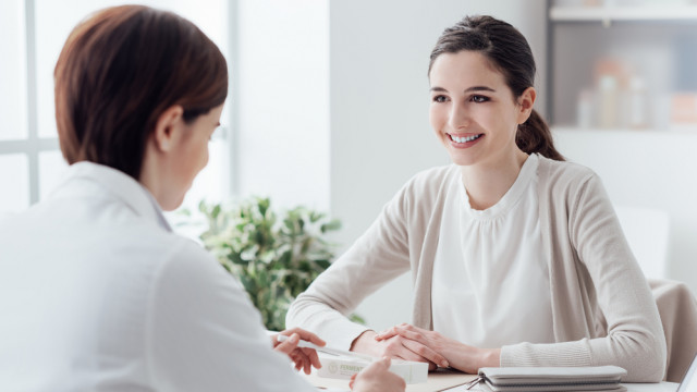 Жінка на консультації у лікаря