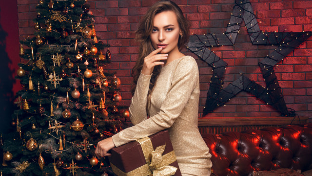 женщина новый год