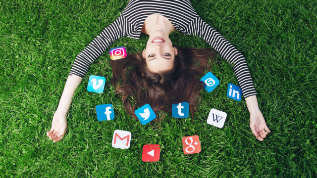 #паніучервоному - Украинская Википедия организует месяц статей про женщин