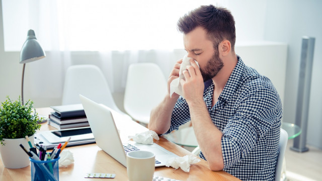 діловий чоловік захворів