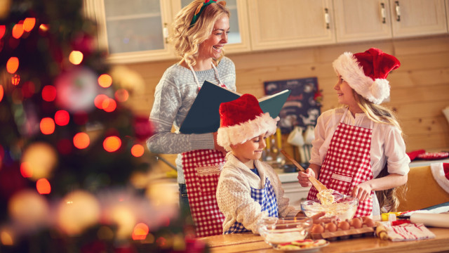 Новорічний стіл