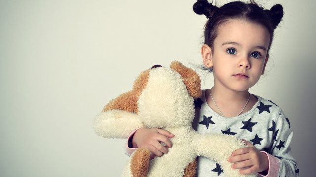 А гном не хочет спать: откуда у детей бессонница и как ее победить?