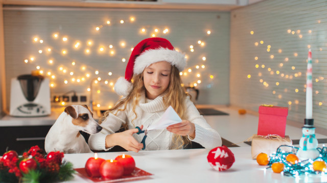 мк по вырезанию снежинок