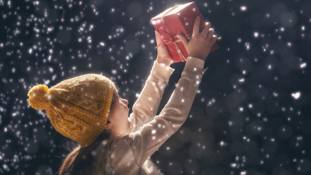 новий рік дівчинка зима