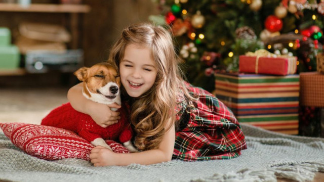 девочка с собакой