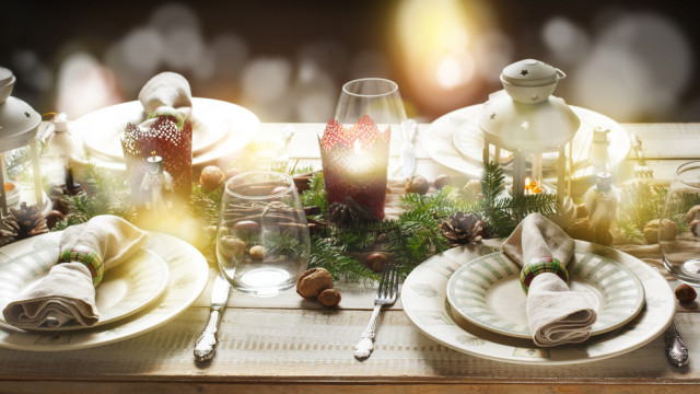 новорічний стіл