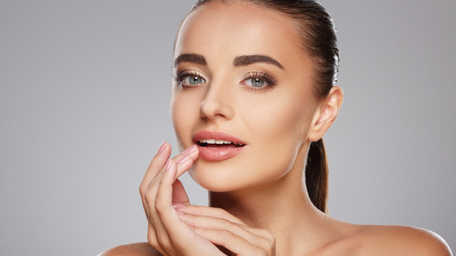 женщина красивая кожа