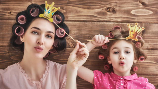 мама с дочкой