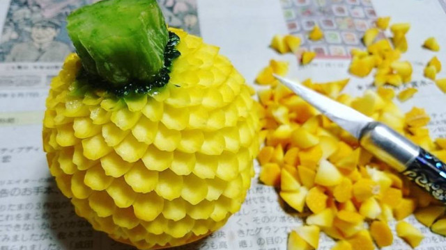 вырезание фруктов