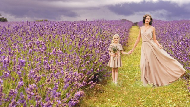 Активна мама Дарина Осадча з донькою