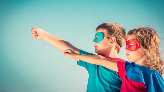 супергерои