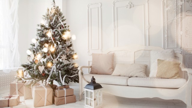 Красива новорічна ялинка