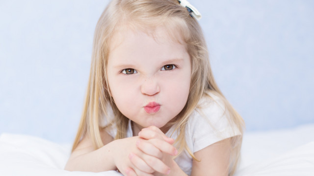 девочка обиделась