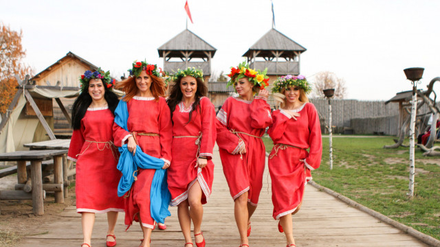 8 березня дівчат посвятять у княгині в «Парку Київська Русь»